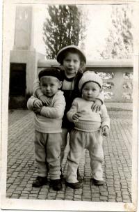 Františka Hocková se svými sourozenci