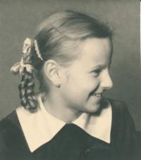 Zdeňka´s school photo, Kralupy, 1950 