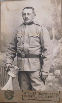 Děda Rudolf Schroth jako voják rakousko-uherské armády v 1. světové válce