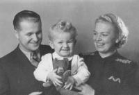 With his parents - mother Marie and father Josef, Prague 1942