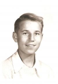 Vladimir Krajina, school photo, 8th class, Vancouver 1960