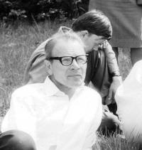 Joseph Kobza at the 7th Catholic Esperanto camp in Herbortice in 1977