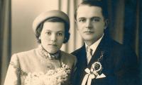 Kutláková Jiřina - parents - Květoslava and Antonín Řičánek 1939