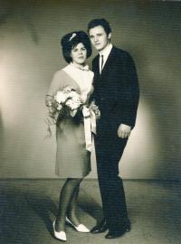 Kutláková Jiřina and Jan Kutlák, wedding photo 16.4.1966 