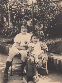 Anastazie Koprirova with her older sister