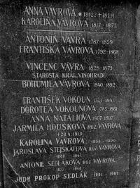 02-family gravestone at the Vyšehrad Cemetery