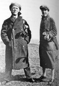 06-Lisnice 1930 - left Karel Vavra and Father Prokop Sedlak