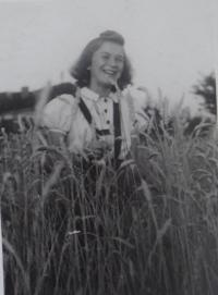 Jaroslava, 1943