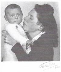 Maruška with her mother