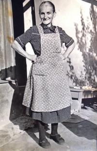 16 - babička Berta Samohrdová (1894-1983) roz. Čiháková