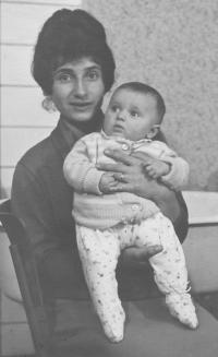 Angelina with her daughter Zuzana, Březová, 1960