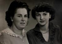 Anita with her mother in Klingenthal in 2nd half of 1950s