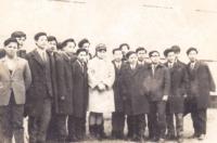Te Do Hoang, third from left with his class V1, Holešov 1969