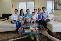 Te Do Hoang with his family, 2014
