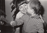 Petra Erbanová with her son Robert, Christmas 1976