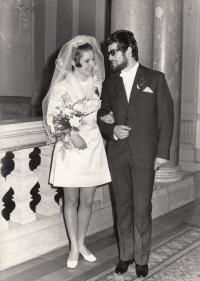 Newly married couple Petra and Jaroslav Erbanovi, 1970