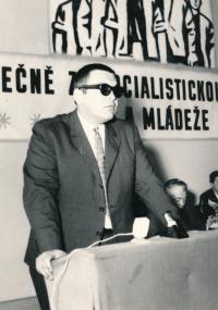 František Merta na ustavující konferenci Socialistického svazu mládeže 1965