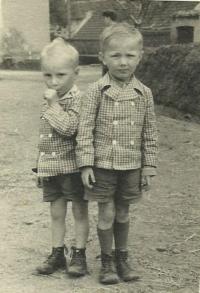 Pavel and Libor (right) Křivánek, 1941