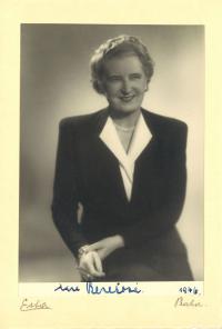 1946 - Hana Benesova's portrait
