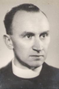 19 - uncle - pastor in Kozmice dp. Frantisek FULÍN 1911-1955