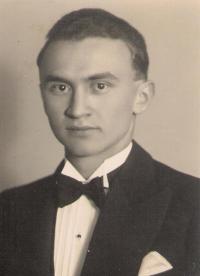 21 - strýc František Fulín - maturita v roce 1932