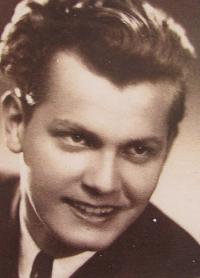 Emil Paleček, a graduation photo taken in 1949