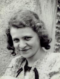 Mariana Bukovská, 1938