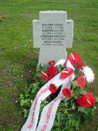 Grave of Hugo's brother Gerhard in the military cemetery in Cheb