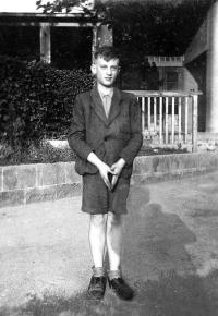 Hugo Fritsch, 15 years old in 1947