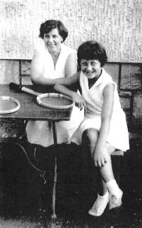 Eva with her mother at the Střešovice tennis courts, Prague about 1956