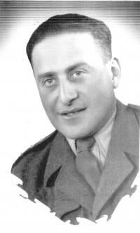 Eva´s father during the war, England, about 1943