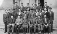 Graduation class of the real gymnasium in Brno - Královo Pole / Josef in the centre of the middle row / 1948