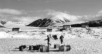 The northernmost station of the Canadian Riding Police in the Alexandria Fjord on Ellesmere Island. The station was lent to the research group of Josef Svoboda from 1980 to 1986