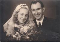 wedding photo (1946)