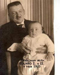 32 - bratr dědy Eduard Cmunt