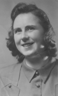 Anna Smržová, around 1944
