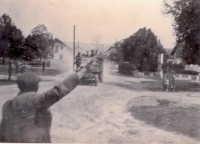Momentka z příjezdu Rudé armády do obce, 10. května 1945 