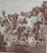Herget's family with friends at the swimming pool, Košice