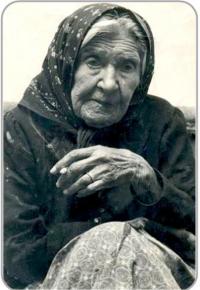 Julka mámi (grandmother)