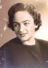 Lisa Kumermann (Elisheva Gidron). 1946.
