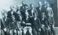 School class in Vranová Lhota. Josef Simek in the bottom row in the middle