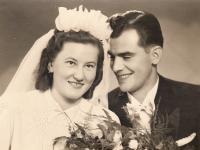 Svatba Jaroslavy a Jaroslava Doležalových, rok 1943