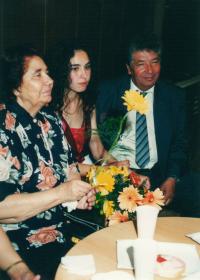 Matka Elena Lacková s rodinou