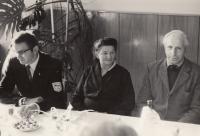 Jan Kůrka s rodiči, při udělení čestného občanství Pelhřimova, rok 1968