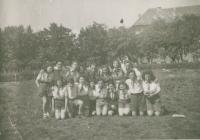 Ha Šomer Hacair - Hachšará - training, Mikuláš fifth left above, about 1938