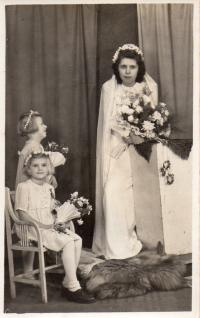 Wedding photo 1948-2