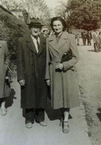 Kohlíková Nina with father