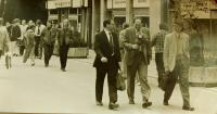 Stanislav Nine, with representatives of the US and Canadian Embassy in Gottwald in August 1989, who sentenced him to twenty months. At the back Vladimír Trlida, Pavel Jungmann, Miroslav Janalík and Milan Špička