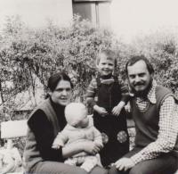 Kamil Kalina s rodinou
