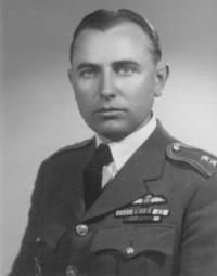 Major gen. štábu Stanislav Rejthar, Praha (1. 10. 1946).  